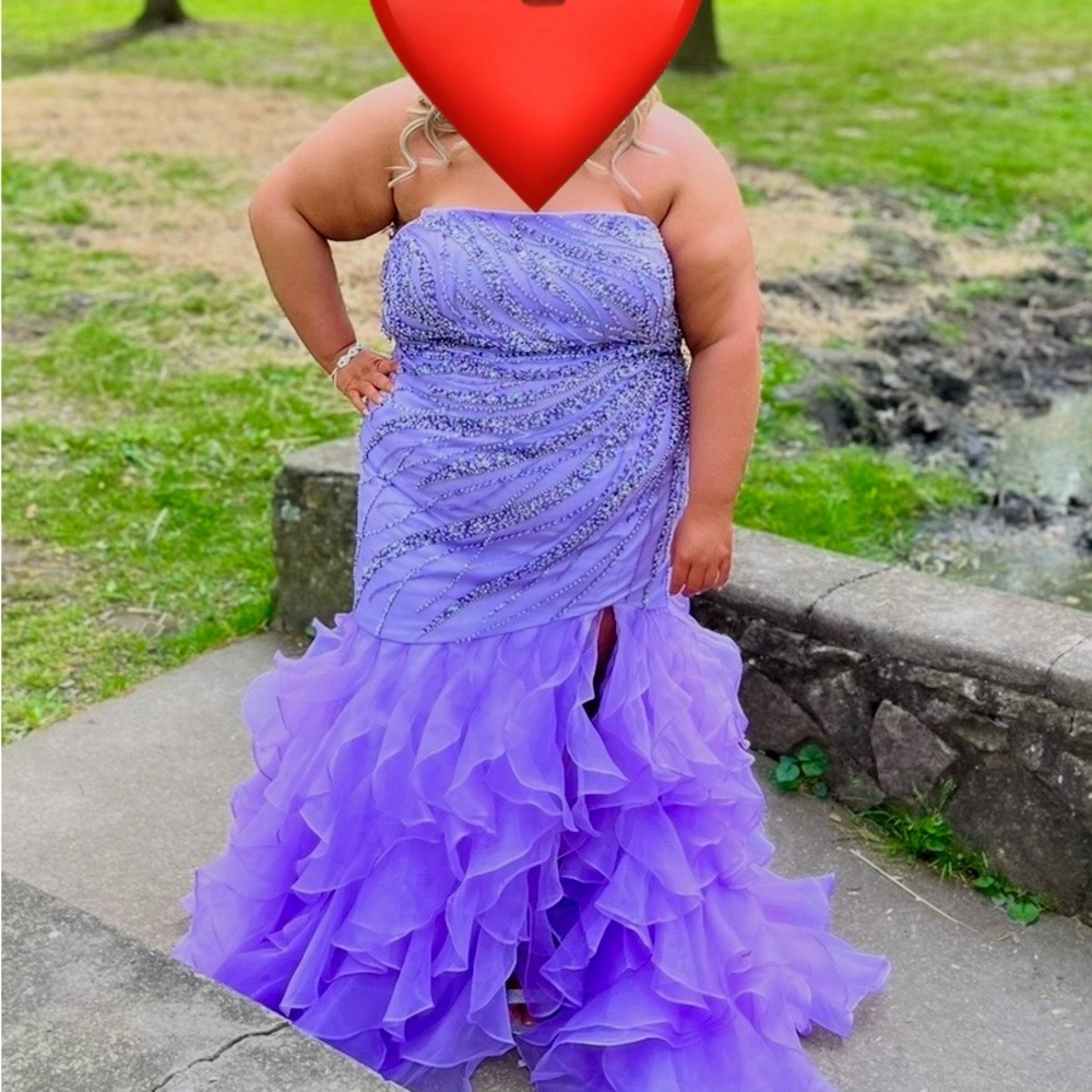 💜 Beautiful Purple Rhinestone Dress